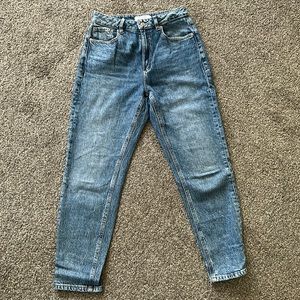 Dynamite Claudia Mom Jean